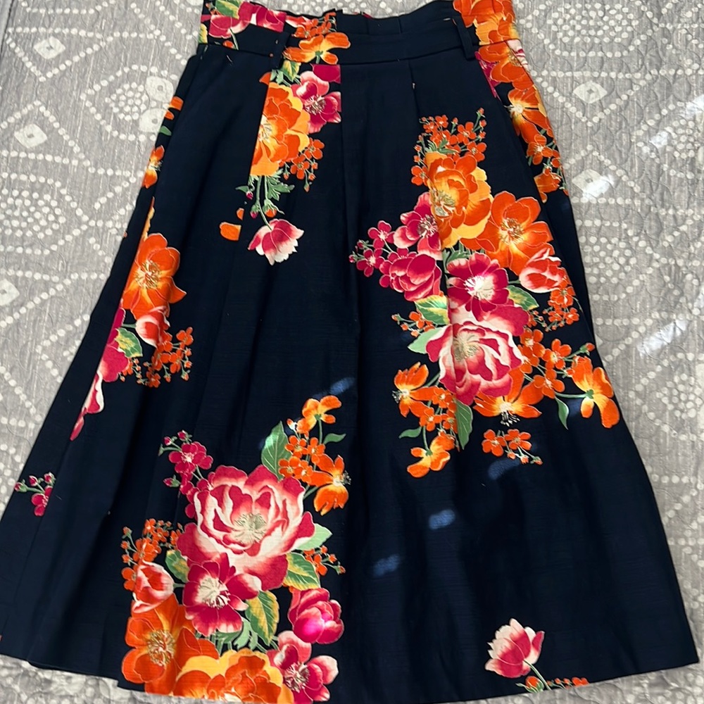 Women skirt